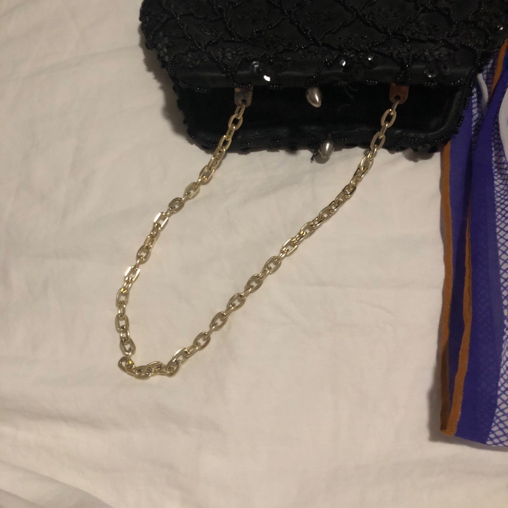Vintage Black Beaded Evening Bag with Gold Chain with bonus Vera scarf - Picture 2 of 10